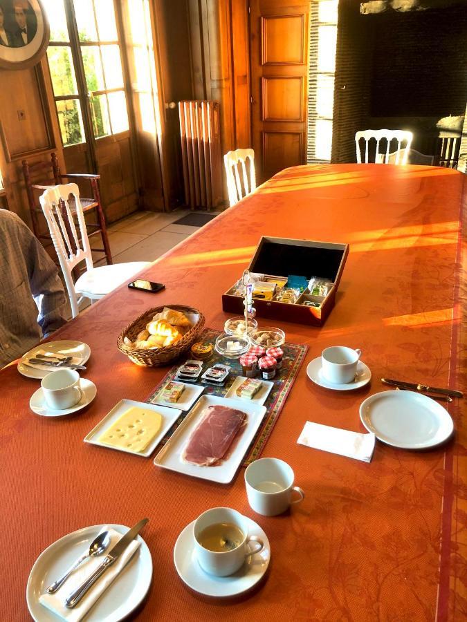 Saint Cyr-sous-Dourdan 르 로지스 다르니에르 B&B 외부 사진
