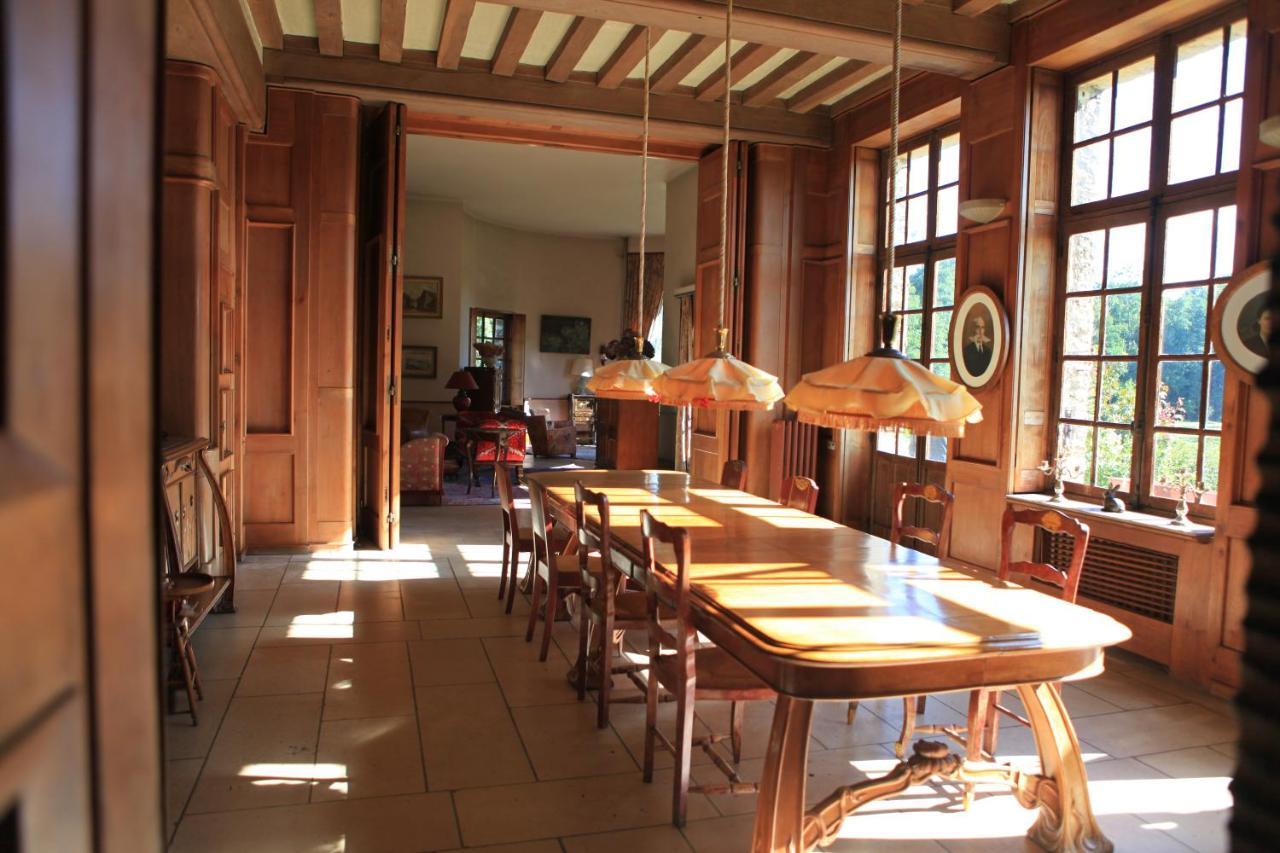 Saint Cyr-sous-Dourdan 르 로지스 다르니에르 B&B 외부 사진