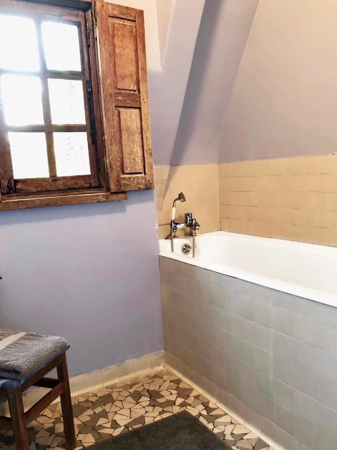 Saint Cyr-sous-Dourdan 르 로지스 다르니에르 B&B 외부 사진