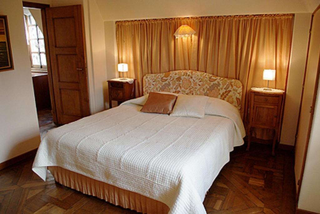 Saint Cyr-sous-Dourdan 르 로지스 다르니에르 B&B 객실 사진