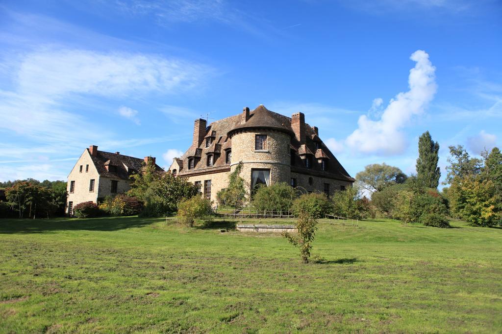 Saint Cyr-sous-Dourdan 르 로지스 다르니에르 B&B 외부 사진