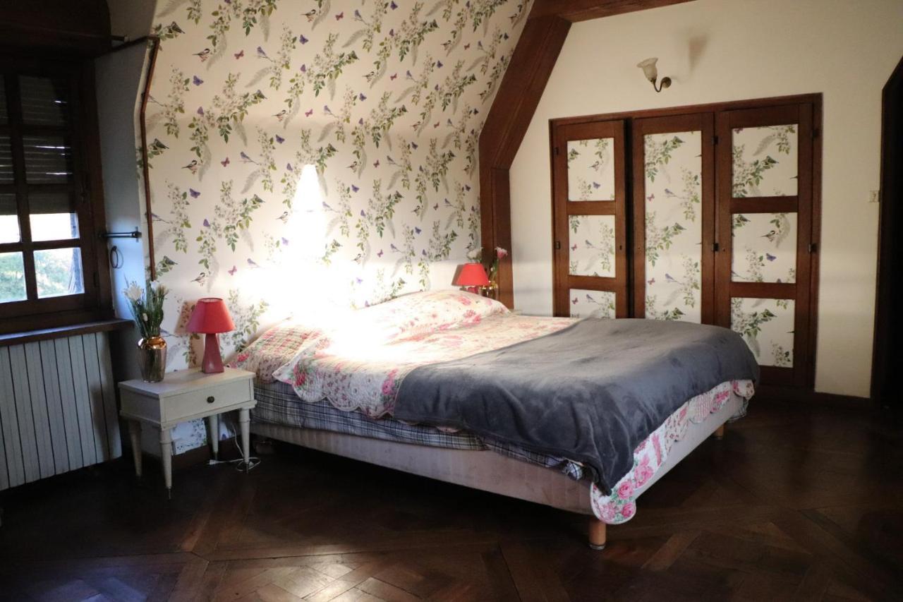 Saint Cyr-sous-Dourdan 르 로지스 다르니에르 B&B 외부 사진
